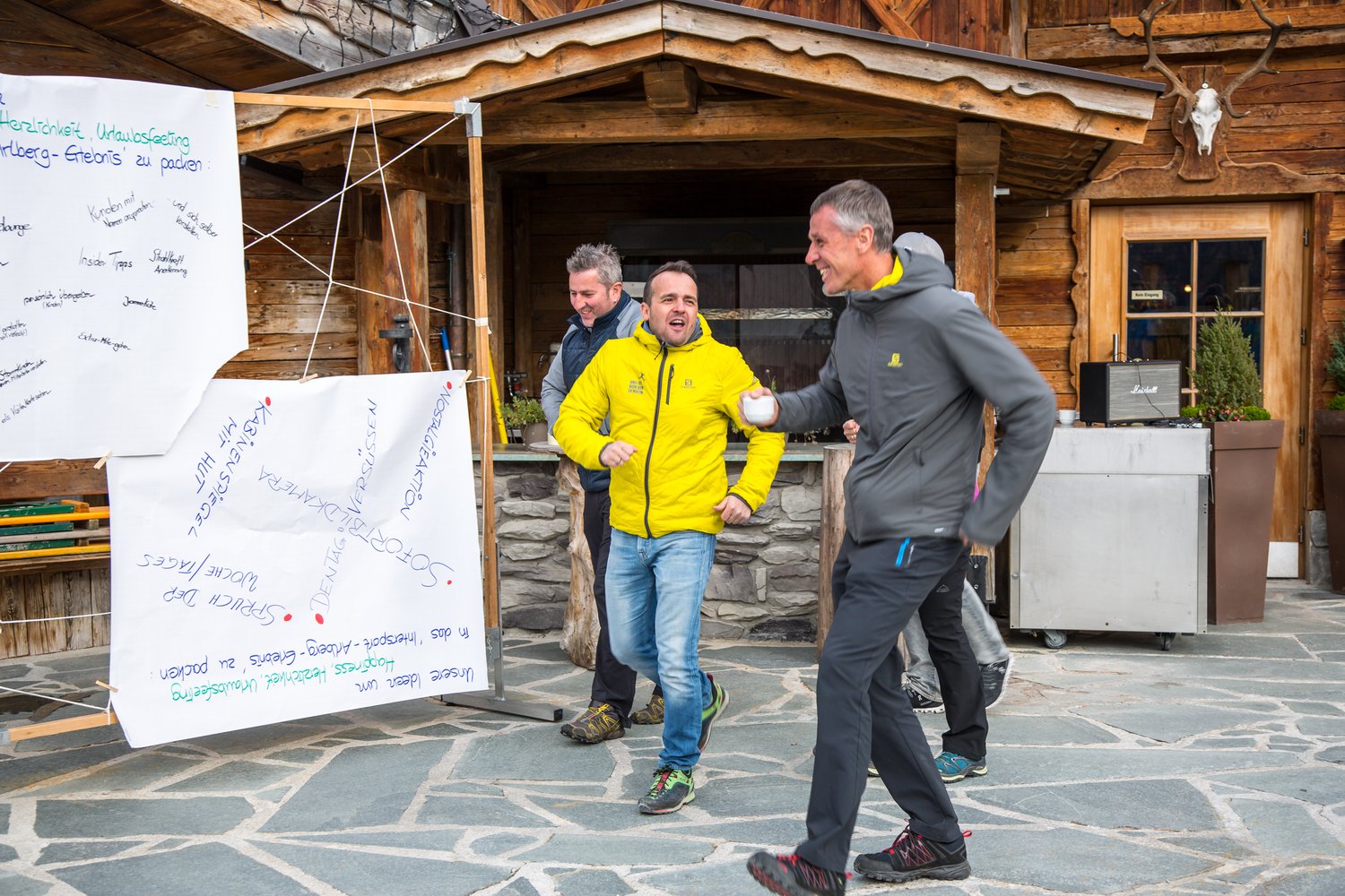 Loading 2016 / Training ...