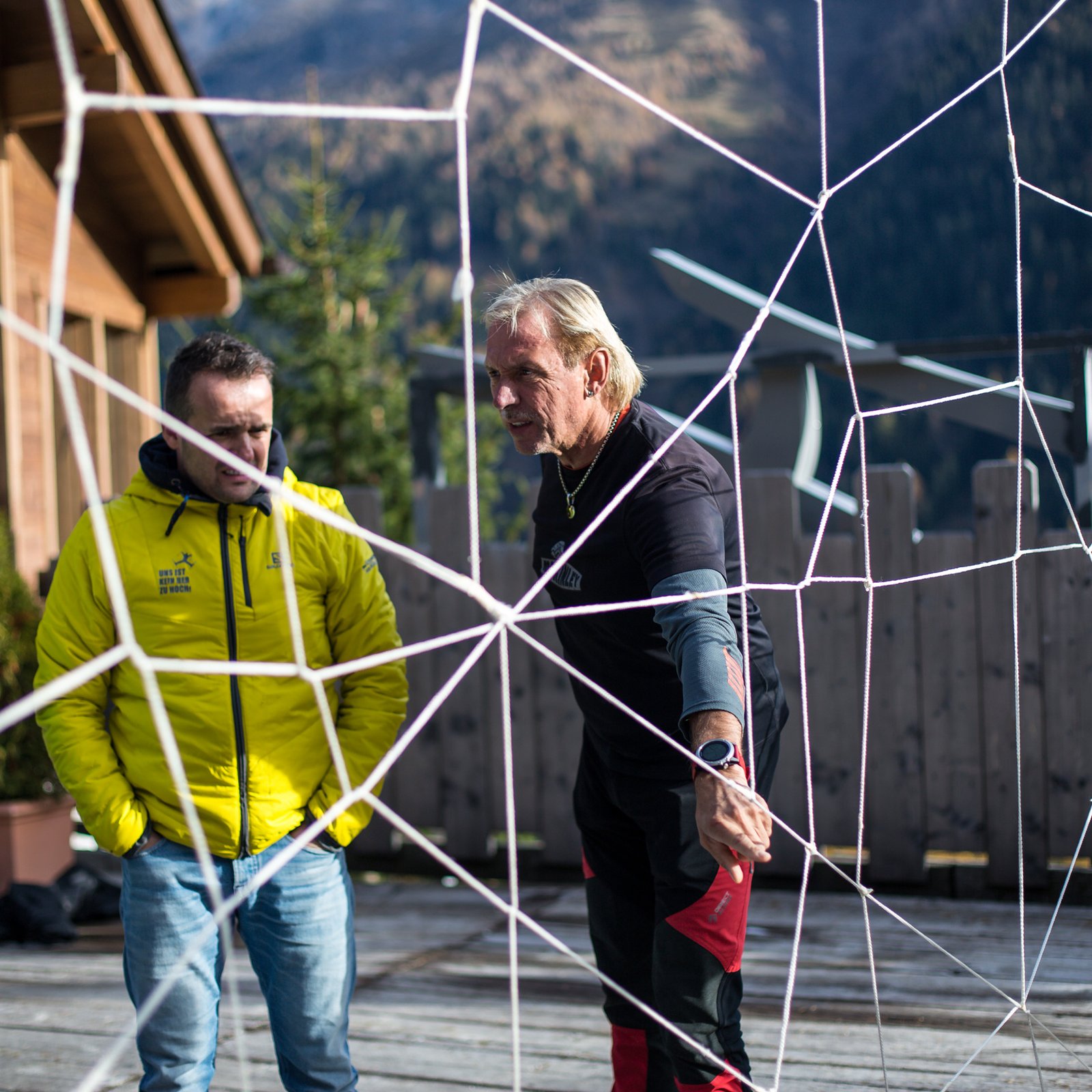 Loading 2016 / Training ...