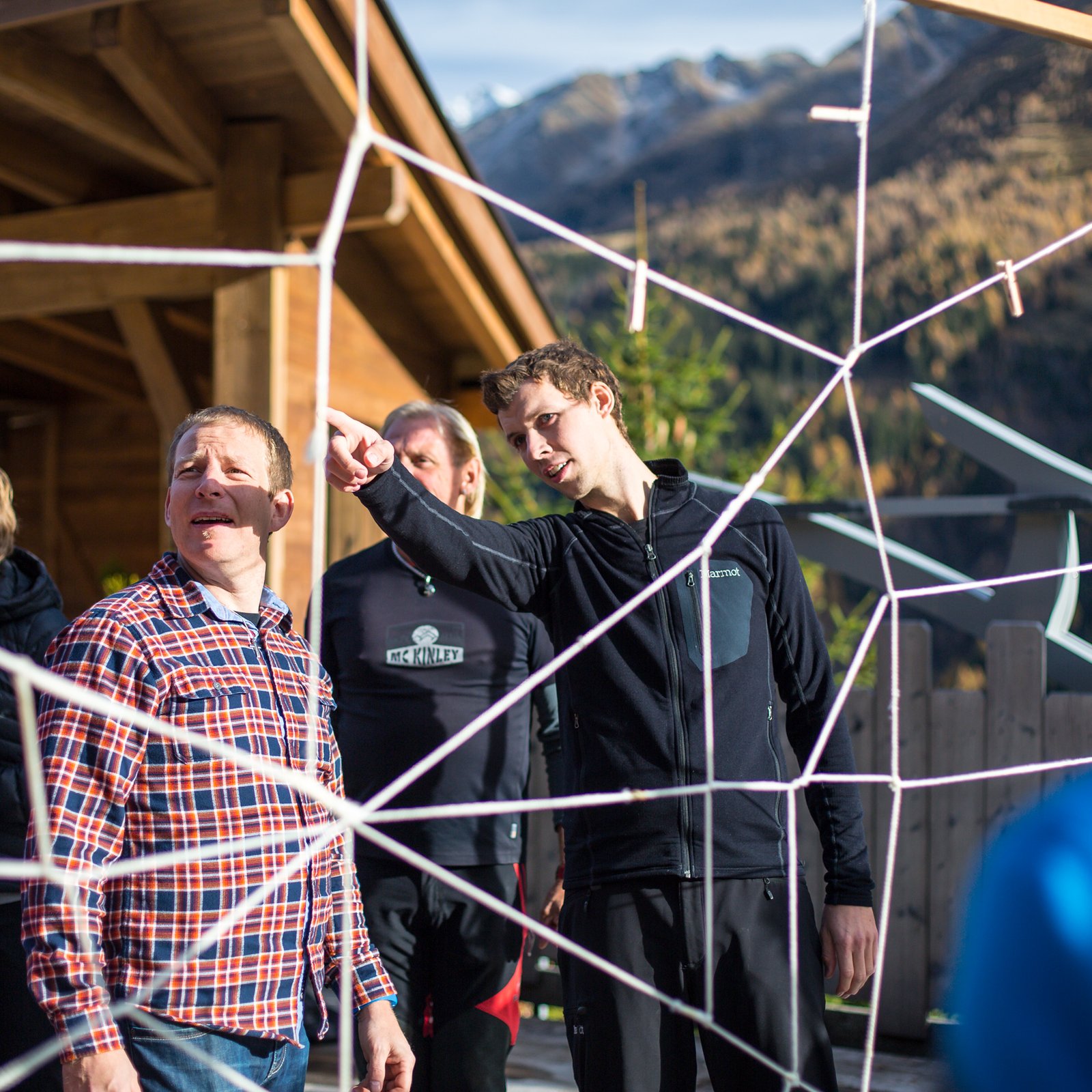 Loading 2016 / Training ...