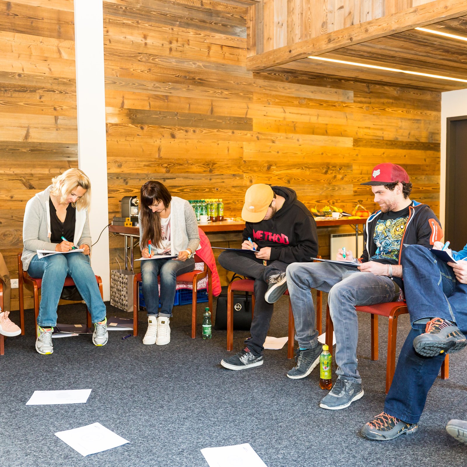 Loading 2017 / Training ...