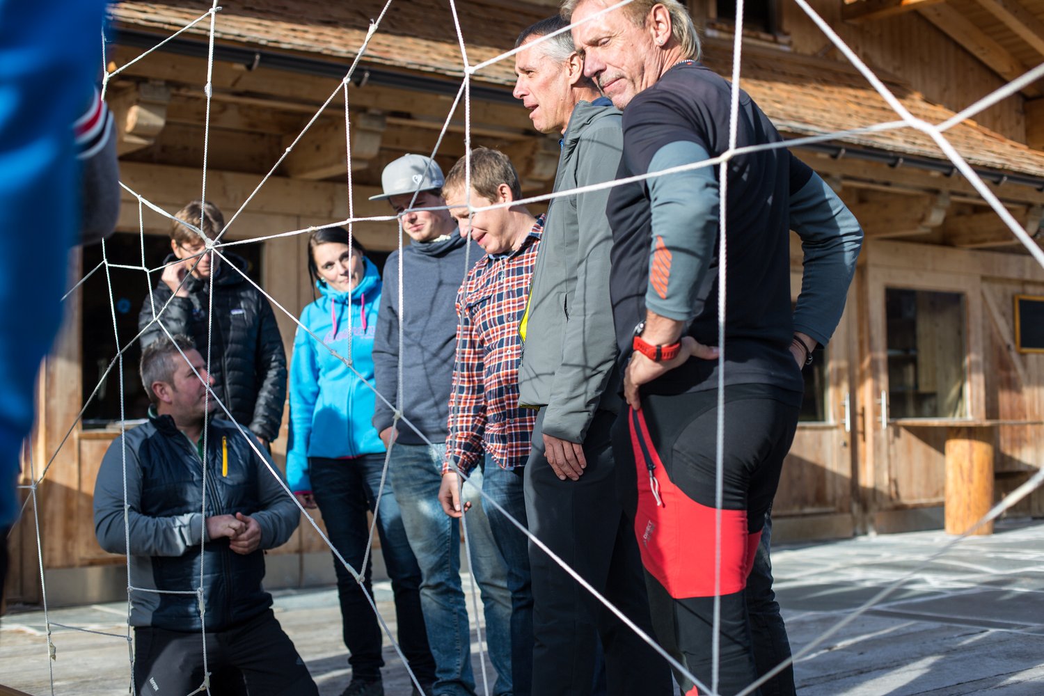 Loading 2016 / Training ...