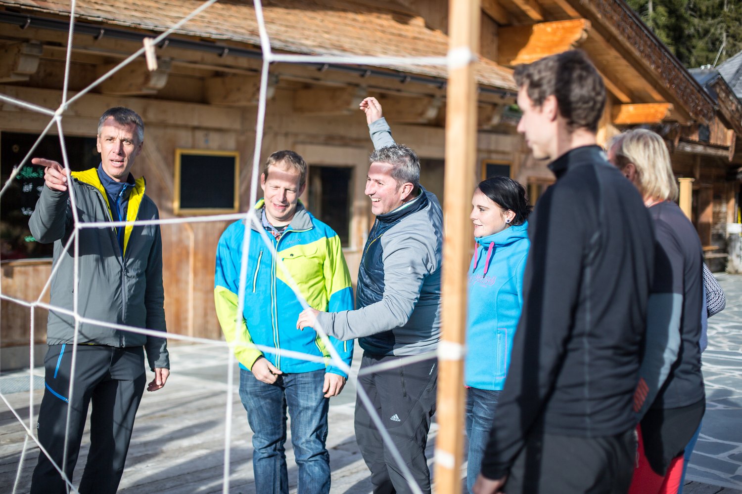 Loading 2016 / Training ...