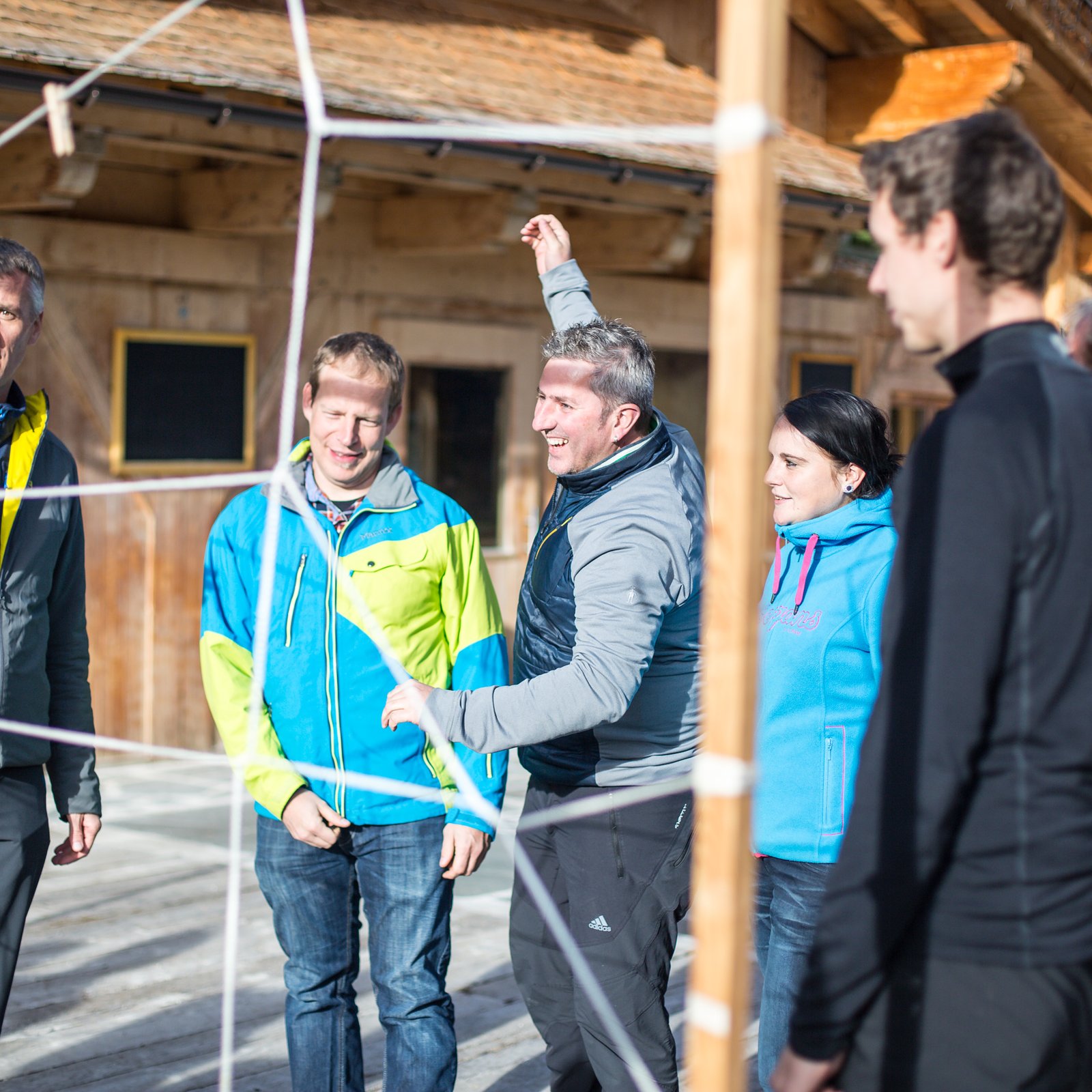 Loading 2016 / Training ...