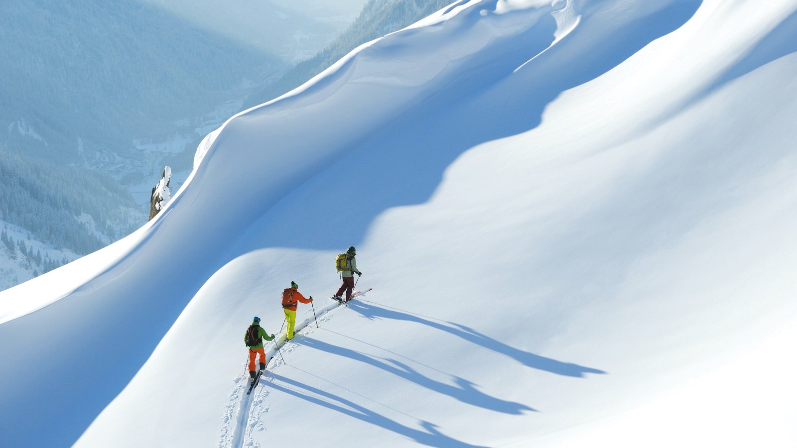 Der freie Skiraum als riskanter Arbeitsplatz