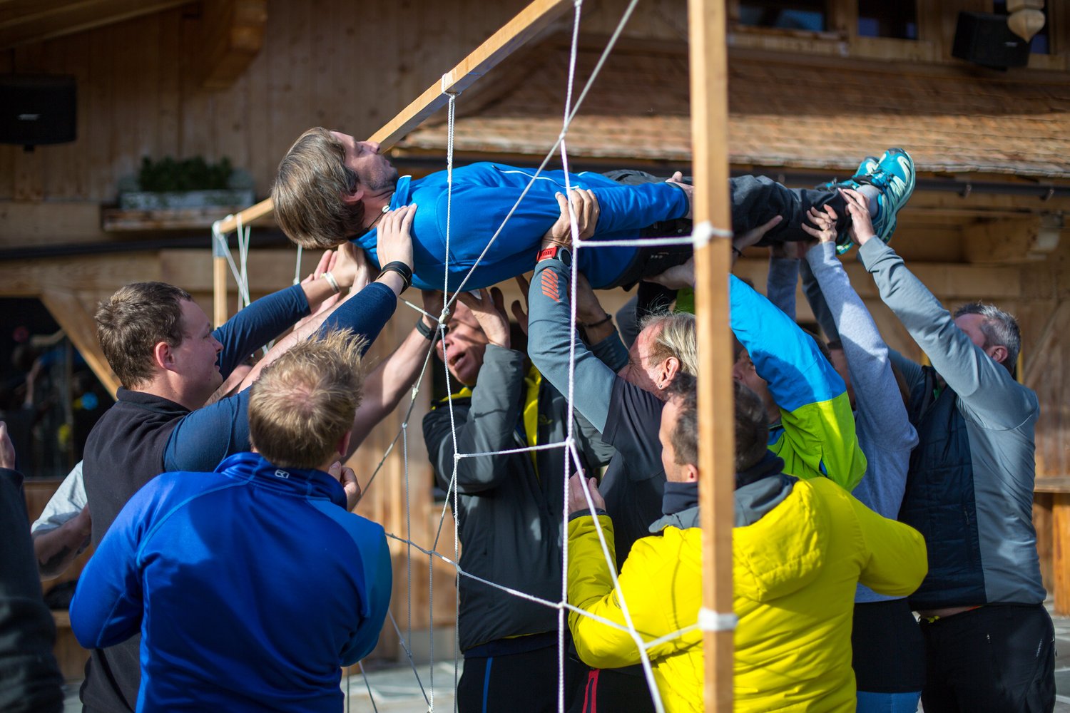 Loading 2016 / Training ...