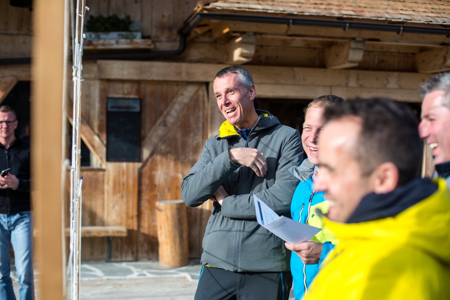 Loading 2016 / Training ...