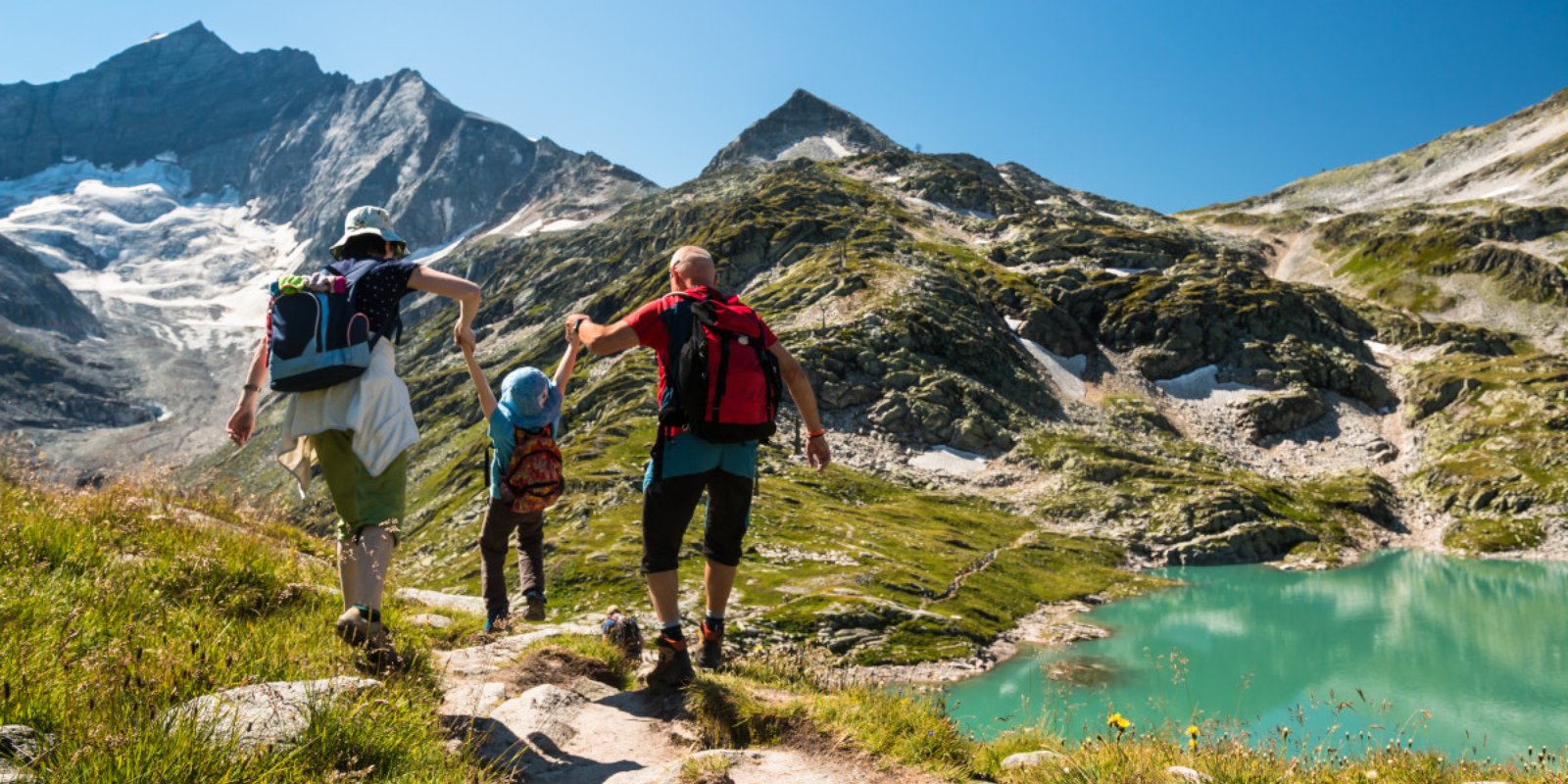Familienfreundliche Wanderungen in St. Christoph: Die besten Routen und die passende Ausrüstung für Kinder