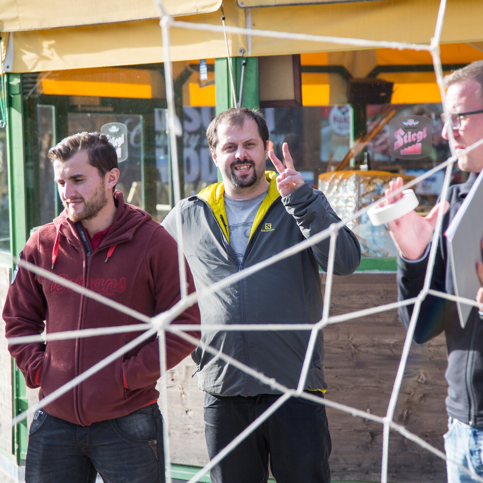 Loading 2016 / Training ...