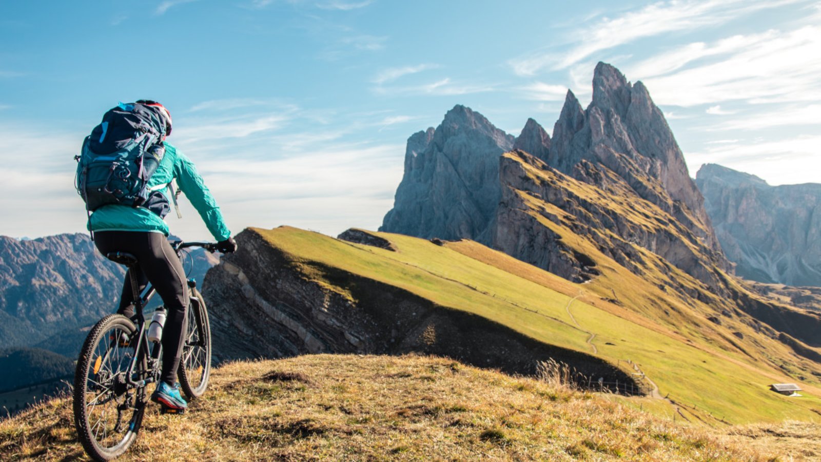 Essentielle Tipps und Notfallausrüstung für Mountainbiking in den Alpen