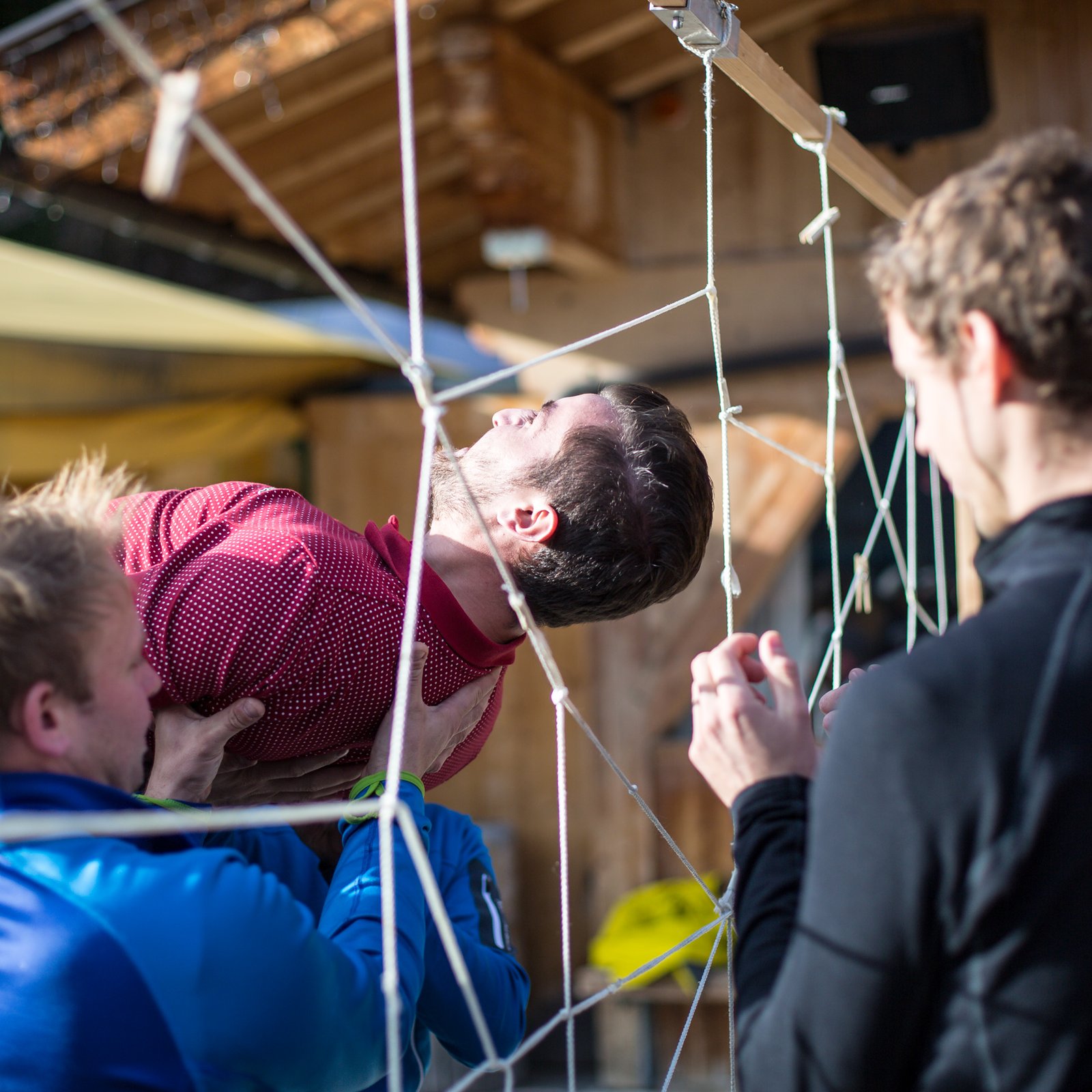 Loading 2016 / Training ...