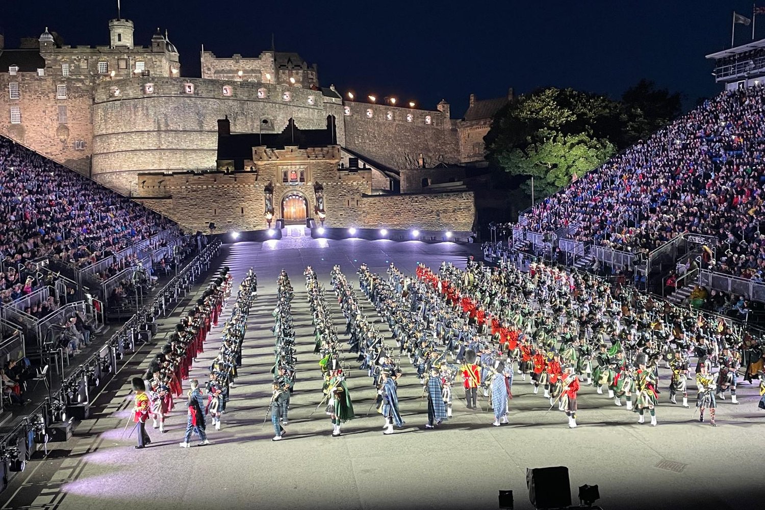 Loading Margot Egger ...