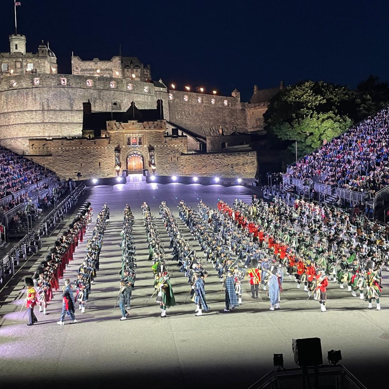 Loading Margot Egger ...