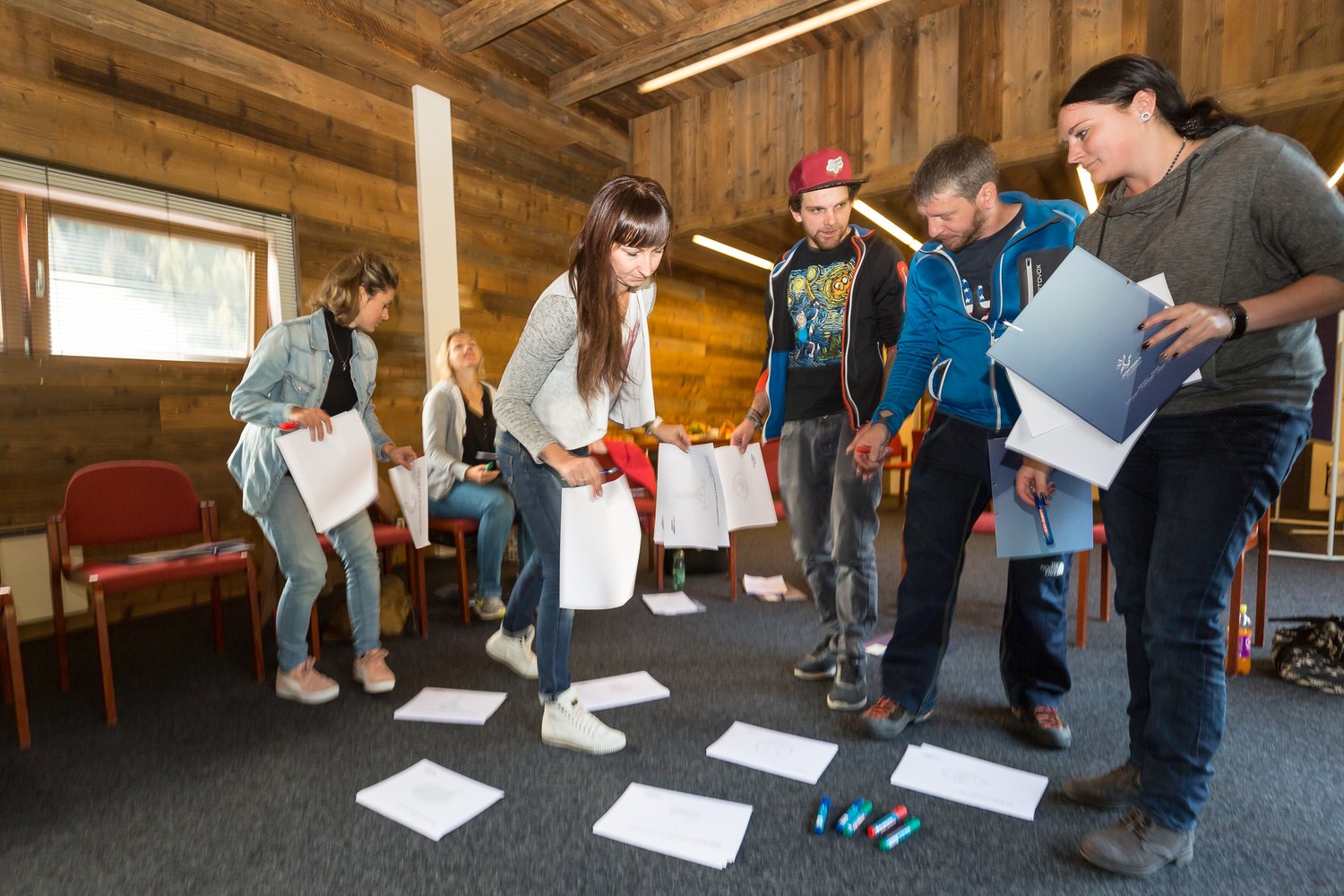 Loading 2017 / Training ...