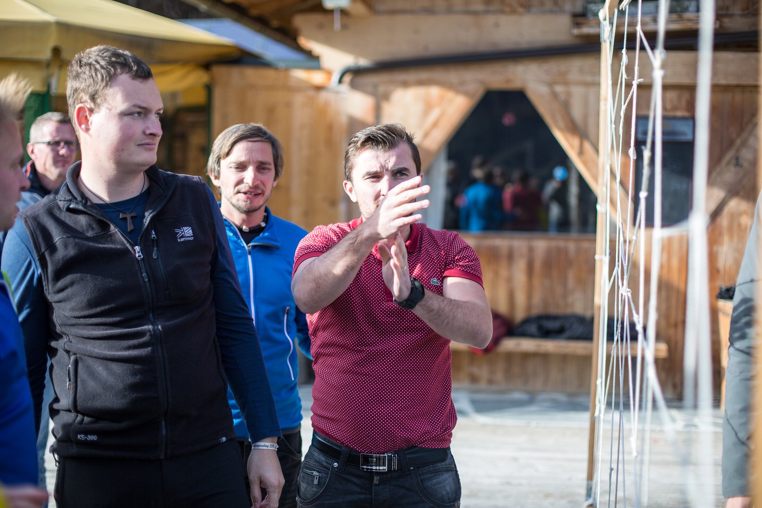 Loading 2016 / Training ...