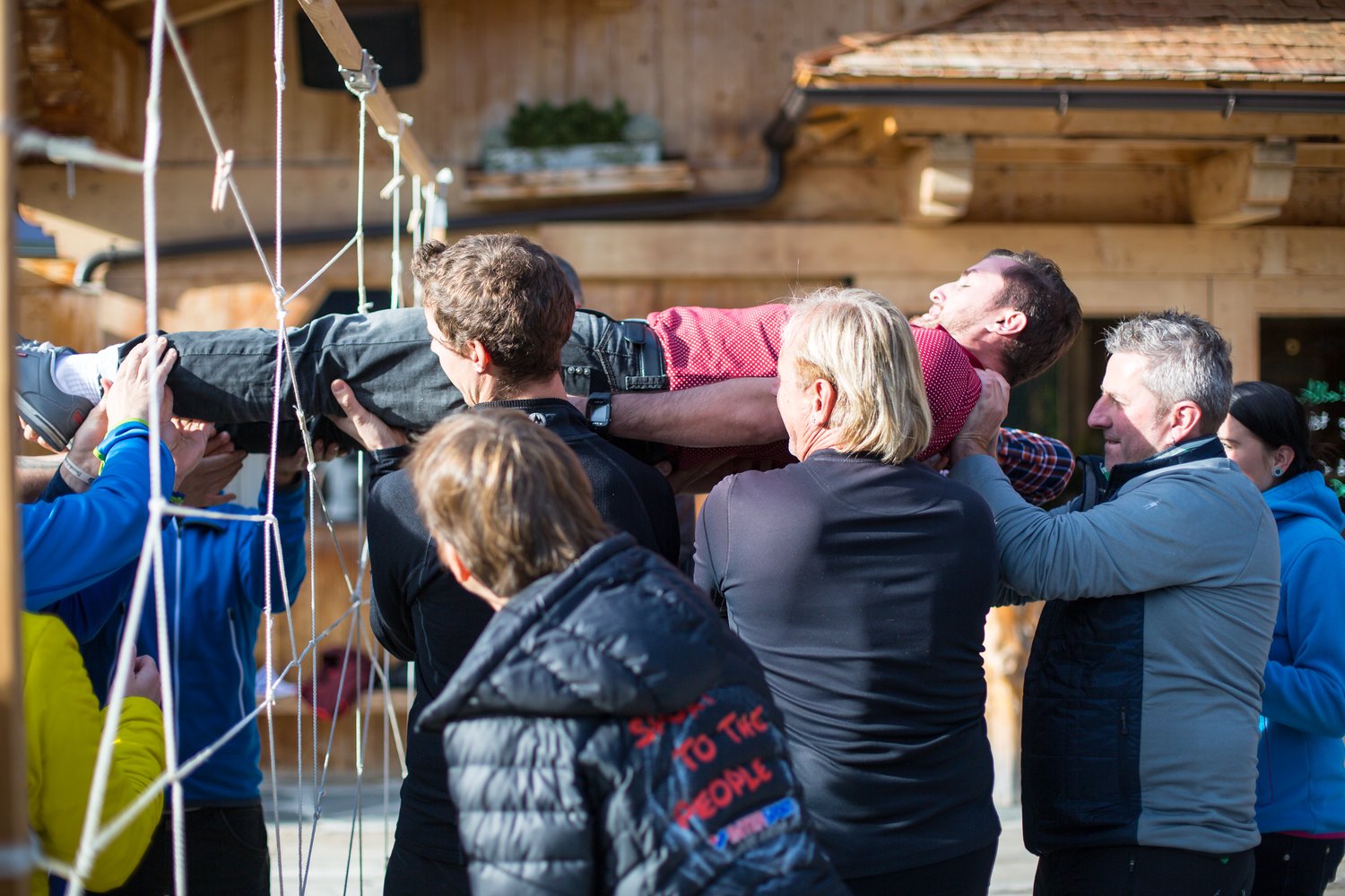 Loading 2016 / Training ...