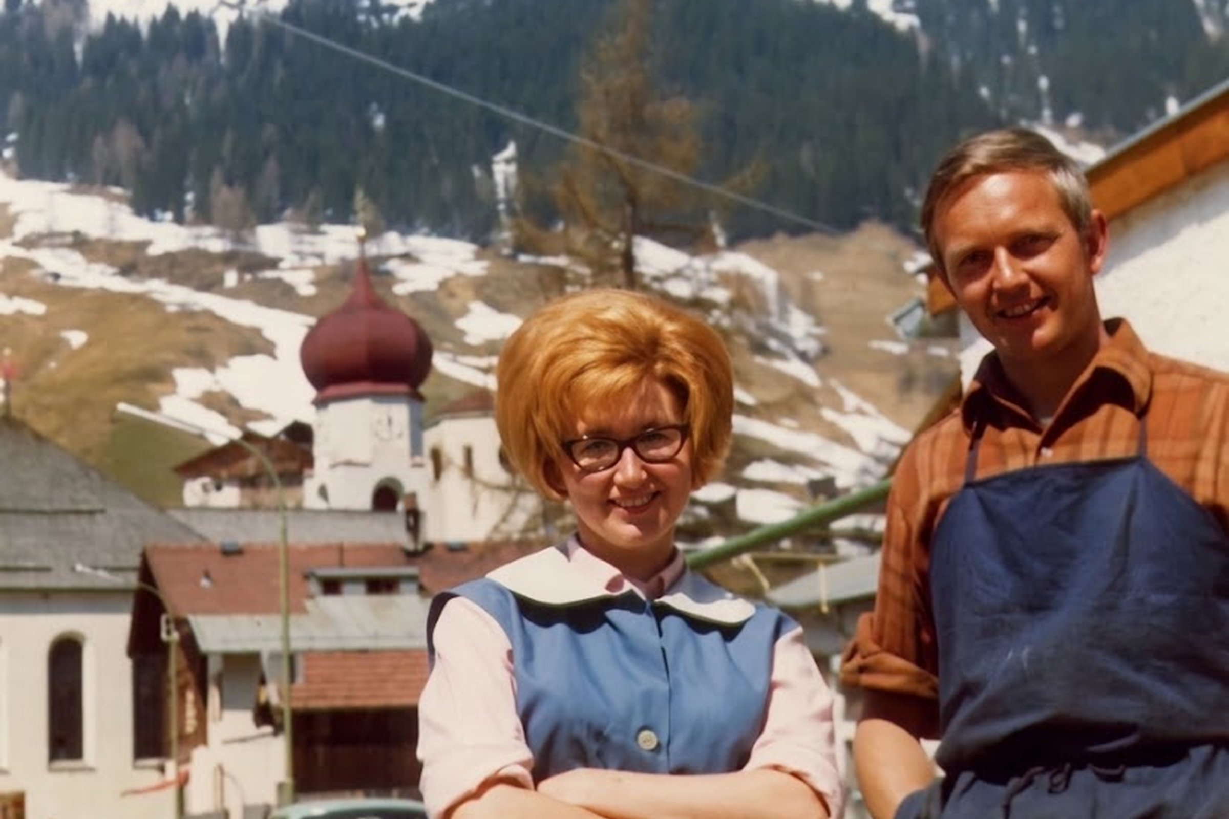 Toni & Irene 1960er.jpg