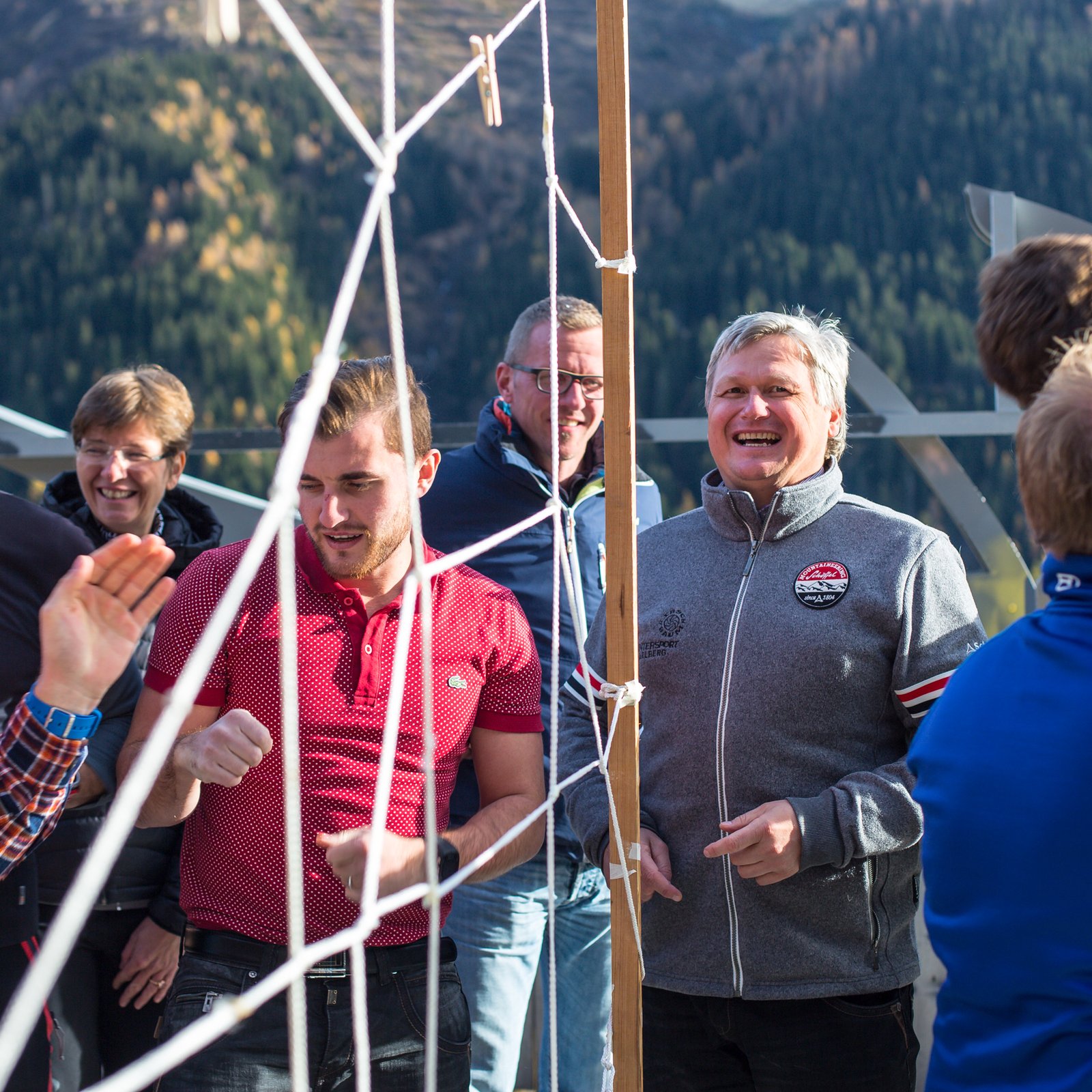 Loading 2016 / Training ...