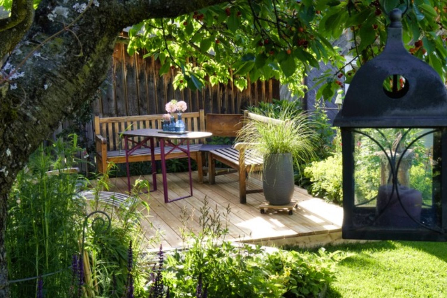 Loading Anita Hafele ...