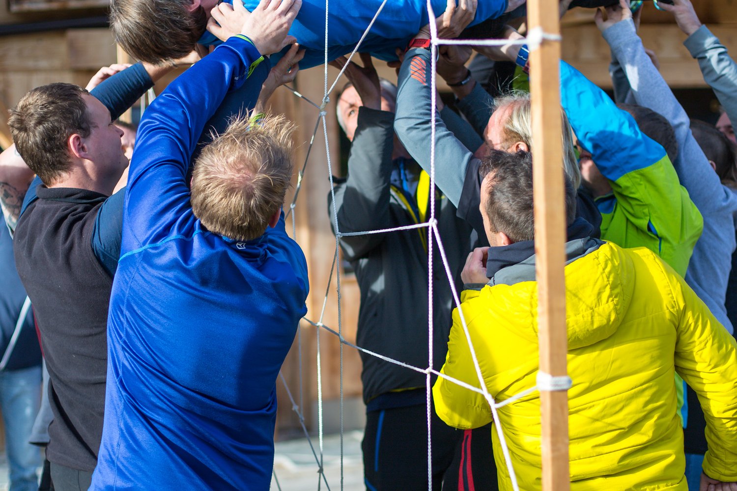 Loading 2016 / Training ...