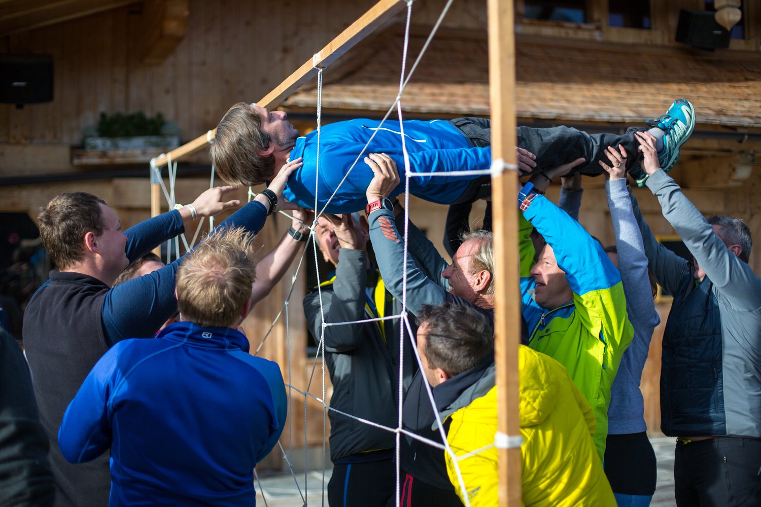 Loading 2016 / Training ...