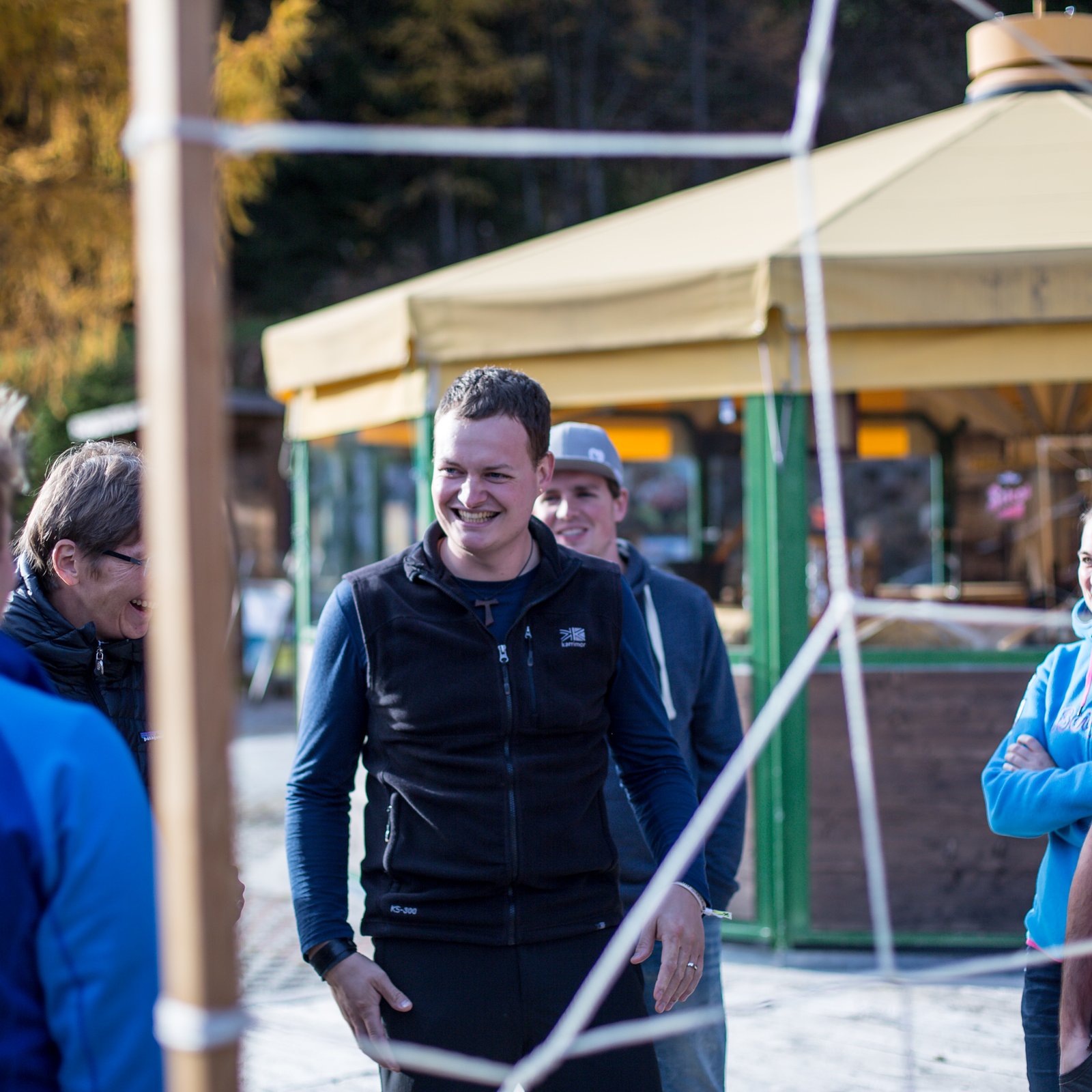 Loading 2016 / Training ...