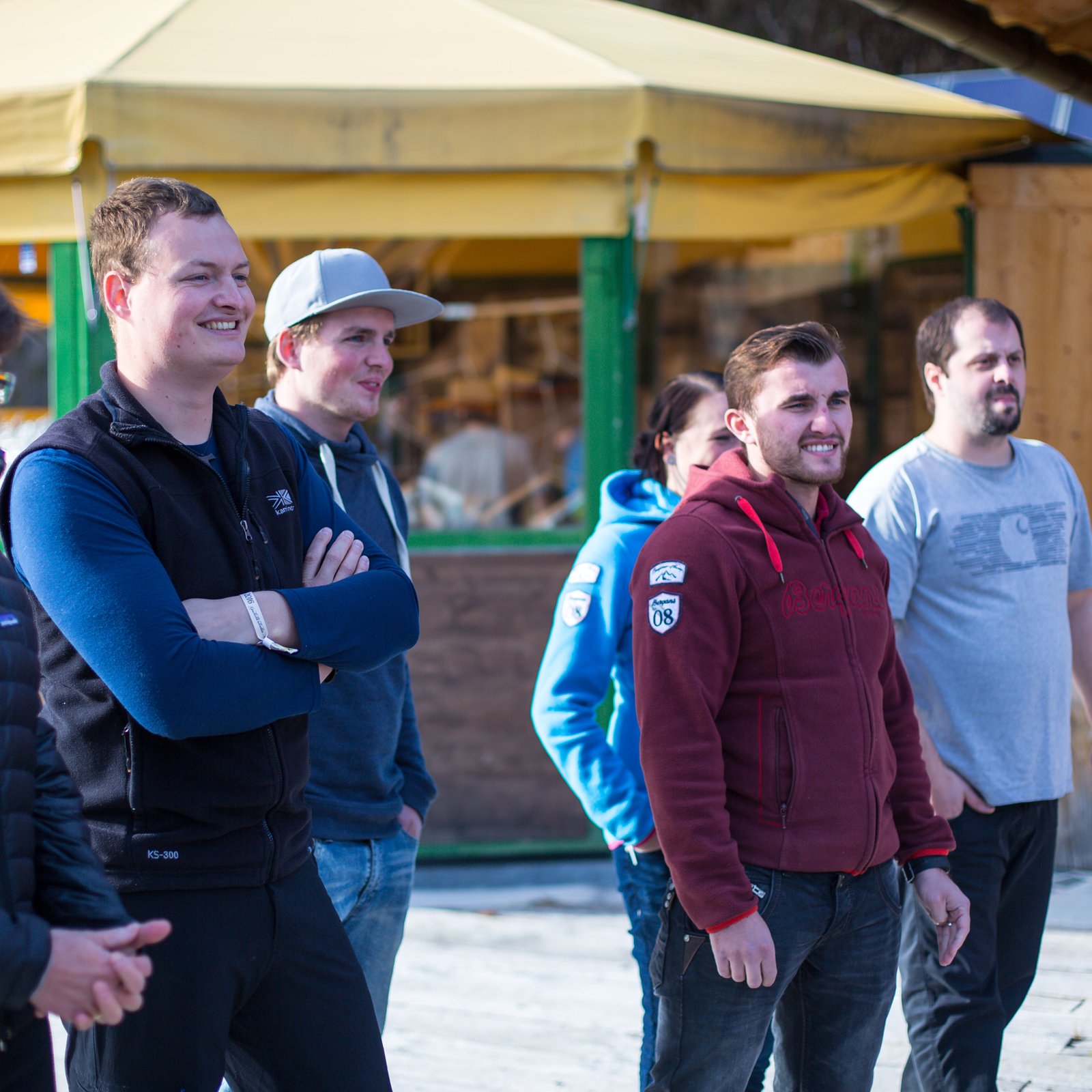 Loading 2016 / Training ...