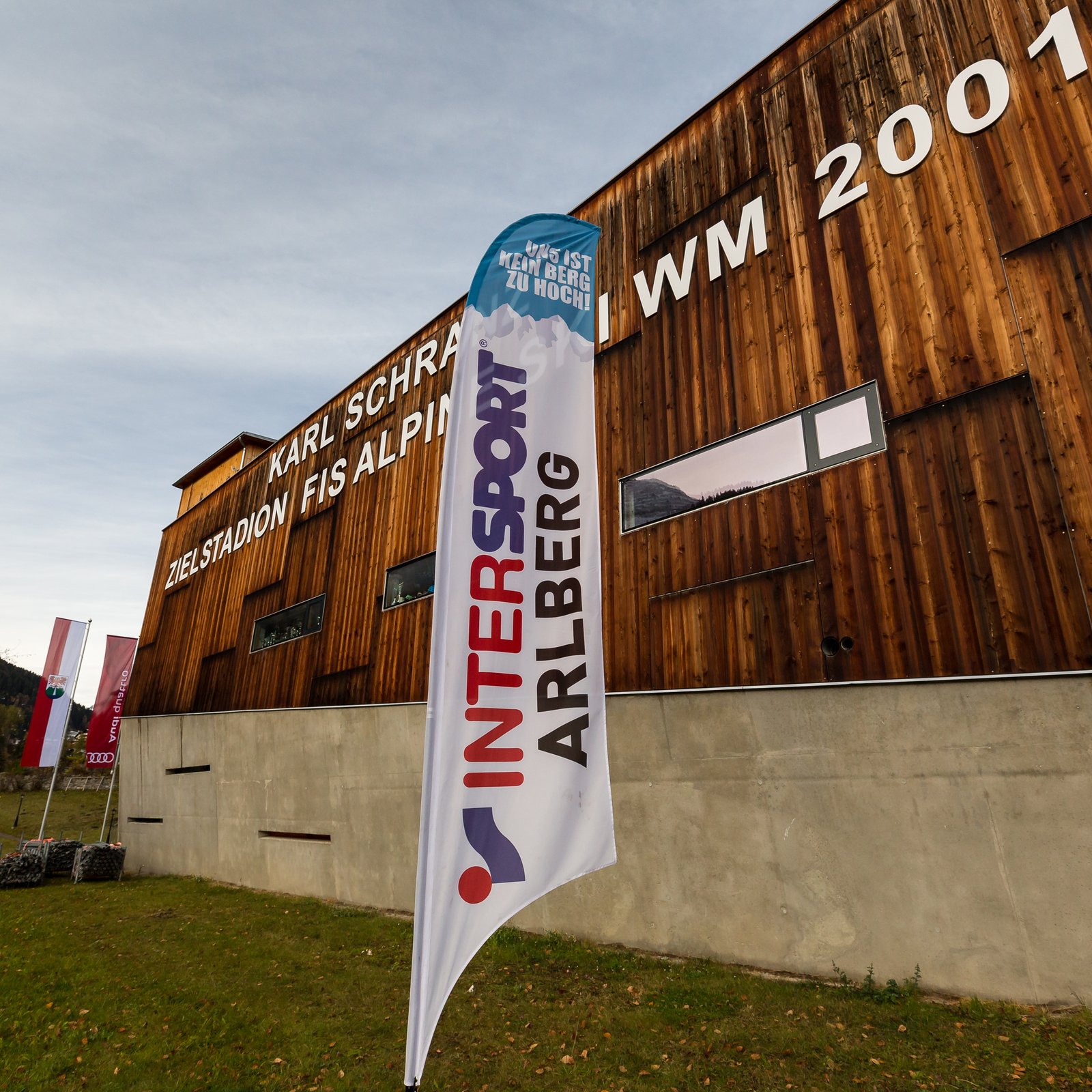 Loading 2017 / Training ...