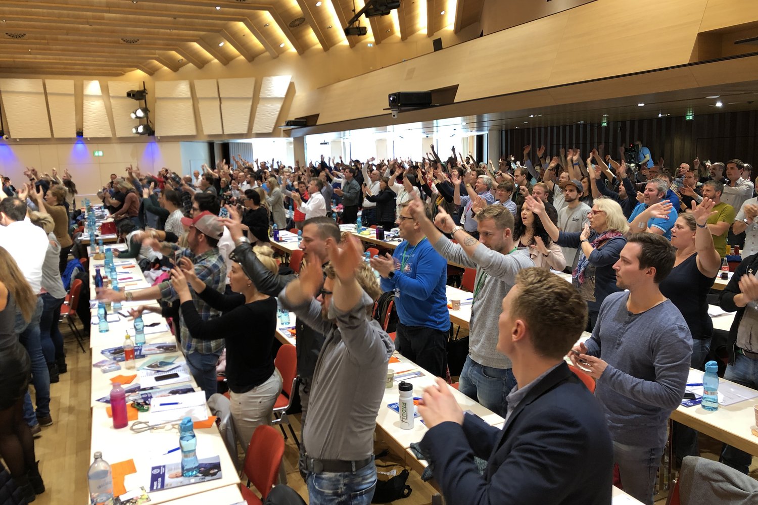 Loading 2019 / Workshop ...