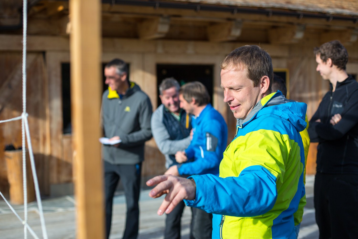 Loading 2016 / Training ...