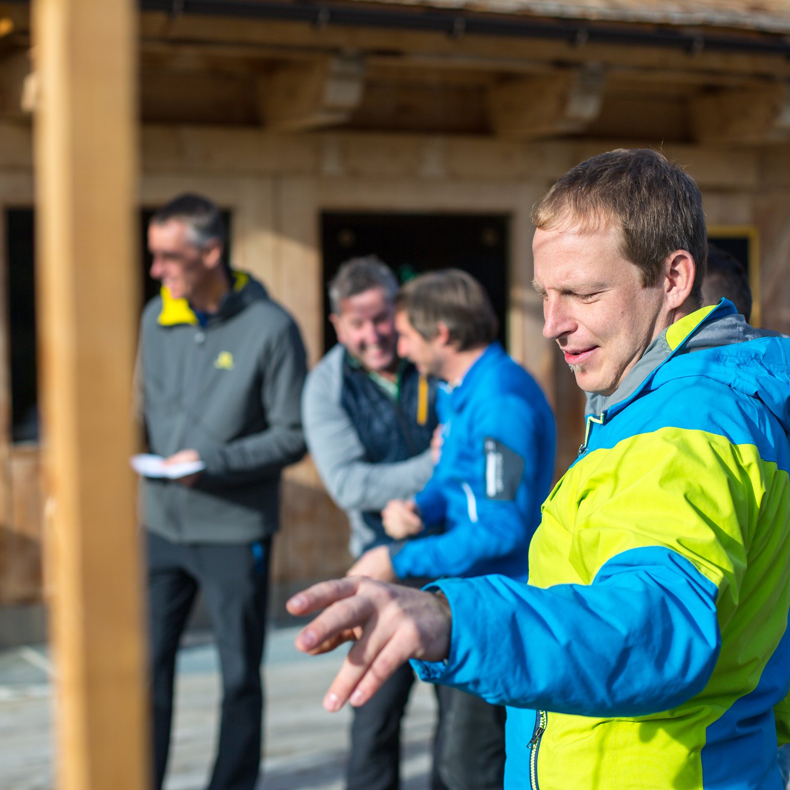 Loading 2016 / Training ...