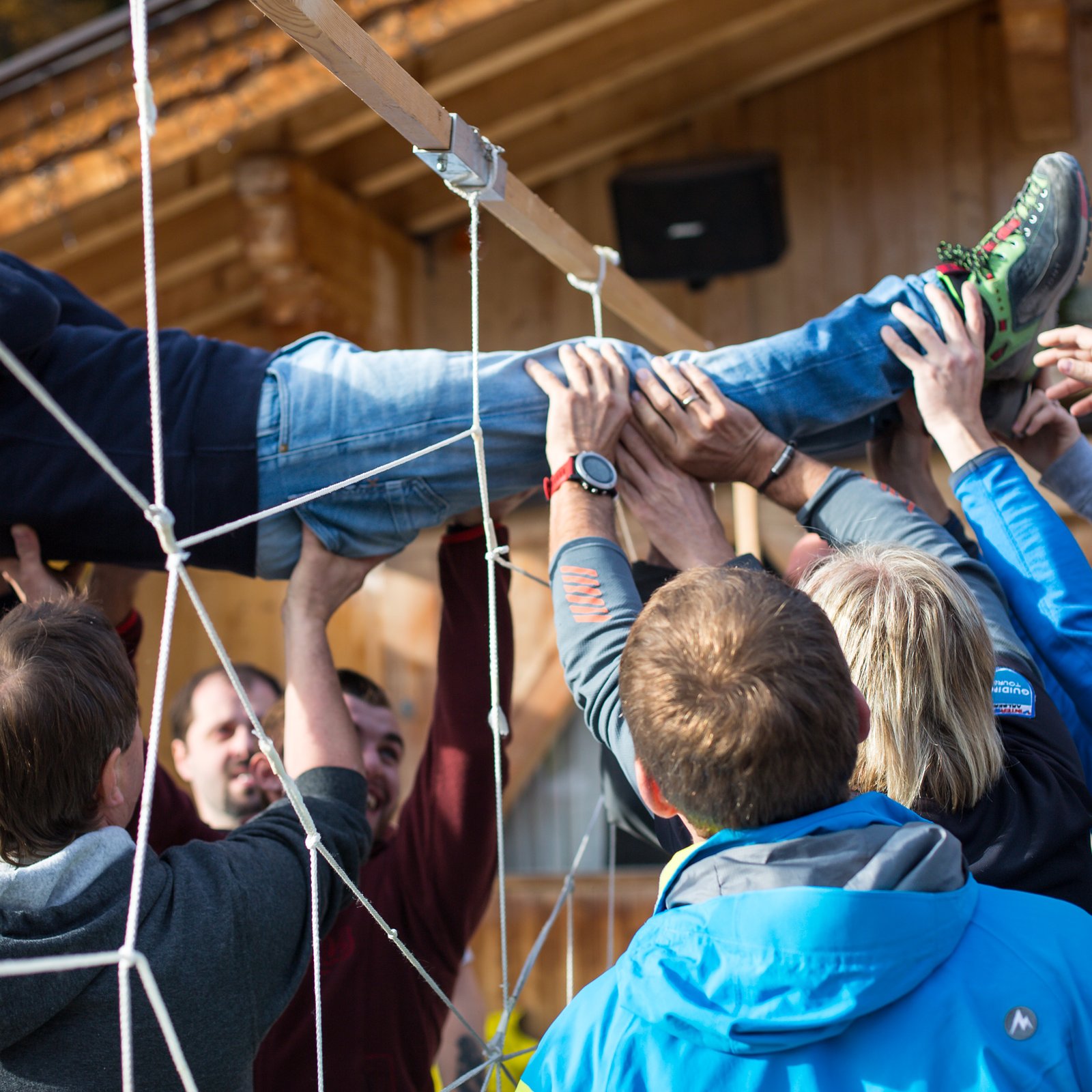 Loading 2016 / Training ...